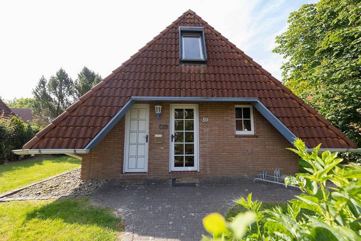 Ferienhaus für 6 Personen, mit Terrasse und Garten