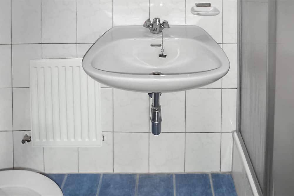 Entire apartment, Gemuetliche Ferienwohnung in Ehrwald, Ammergau alps (Austria)
