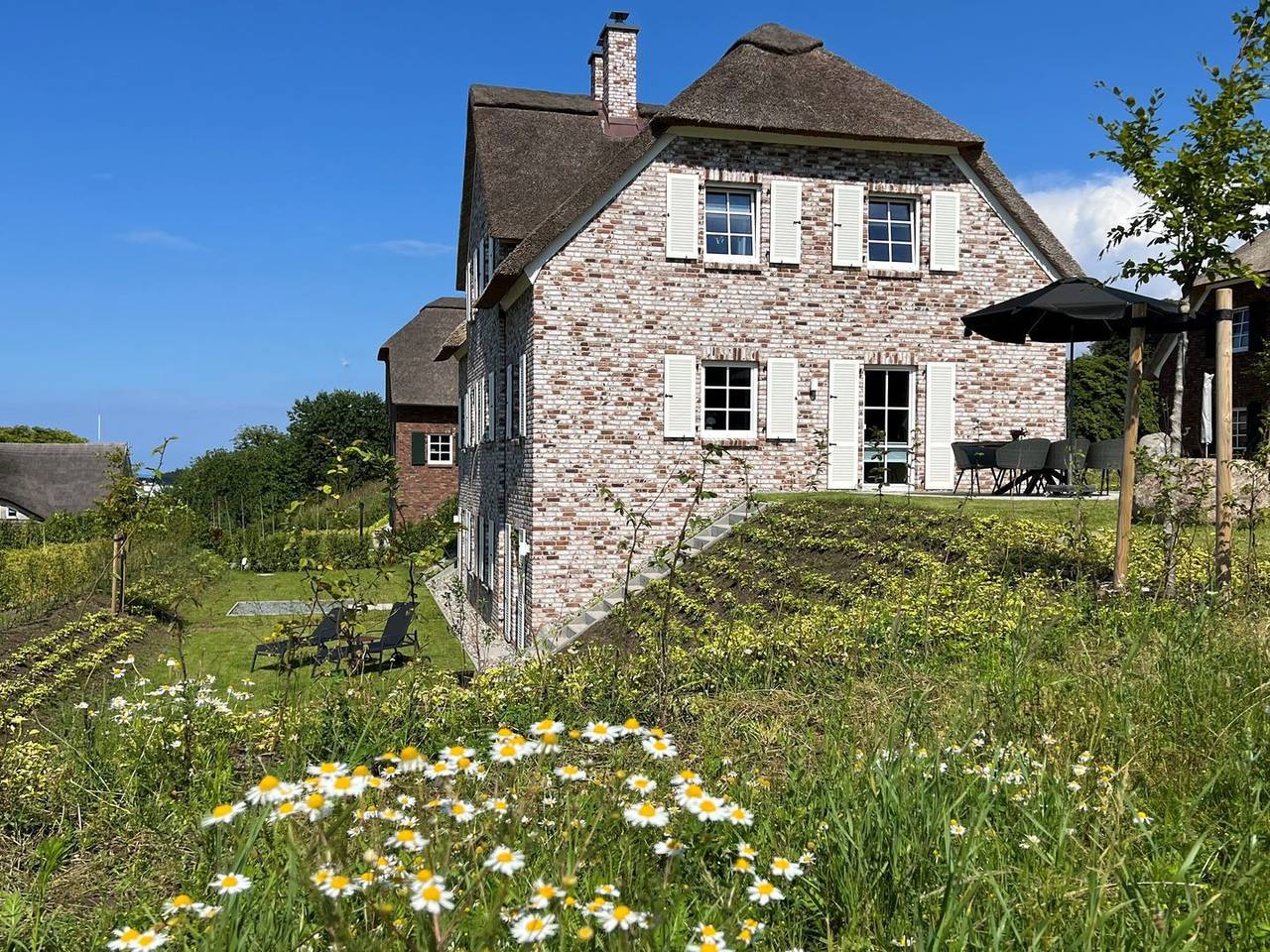 Villa Küsteneck – Urlaub in Bestlage. Sauna. Ostseeblick. Komfort. in Lohme, Parque Nacional de Jasmund