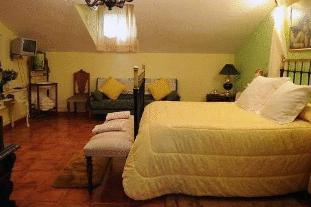 Entrevolcanes Rural House in Almagro, Ciudad Real Province