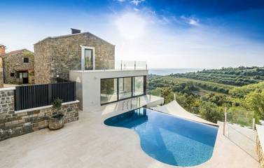 Villa mit pool für 8 Personen, mit Garten und Terrasse sowie Sauna in Slowenien