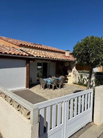Ferienpark für 7 Personen, mit Garten und Ausblick in Südfrankreich