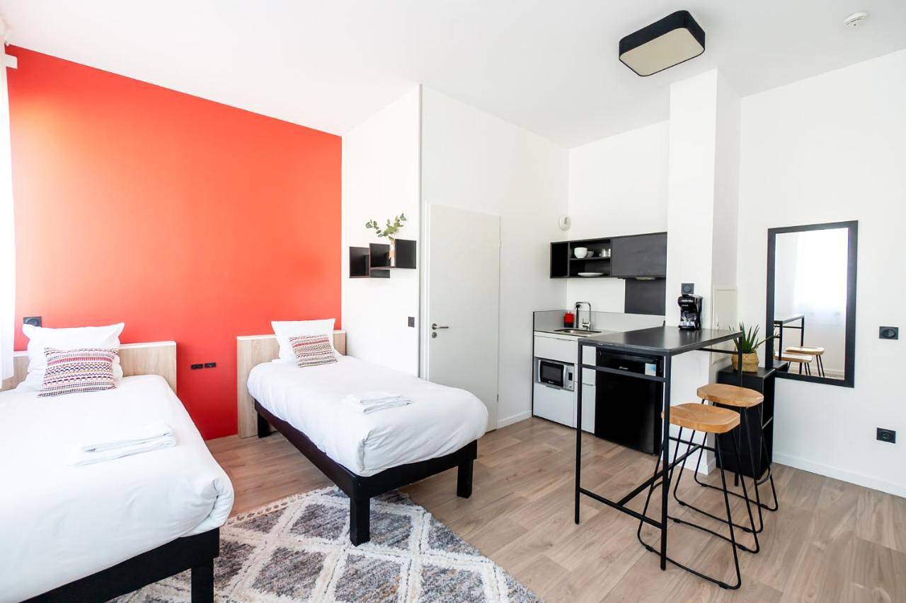 Studio Apartment in Palaiseau, Essonne