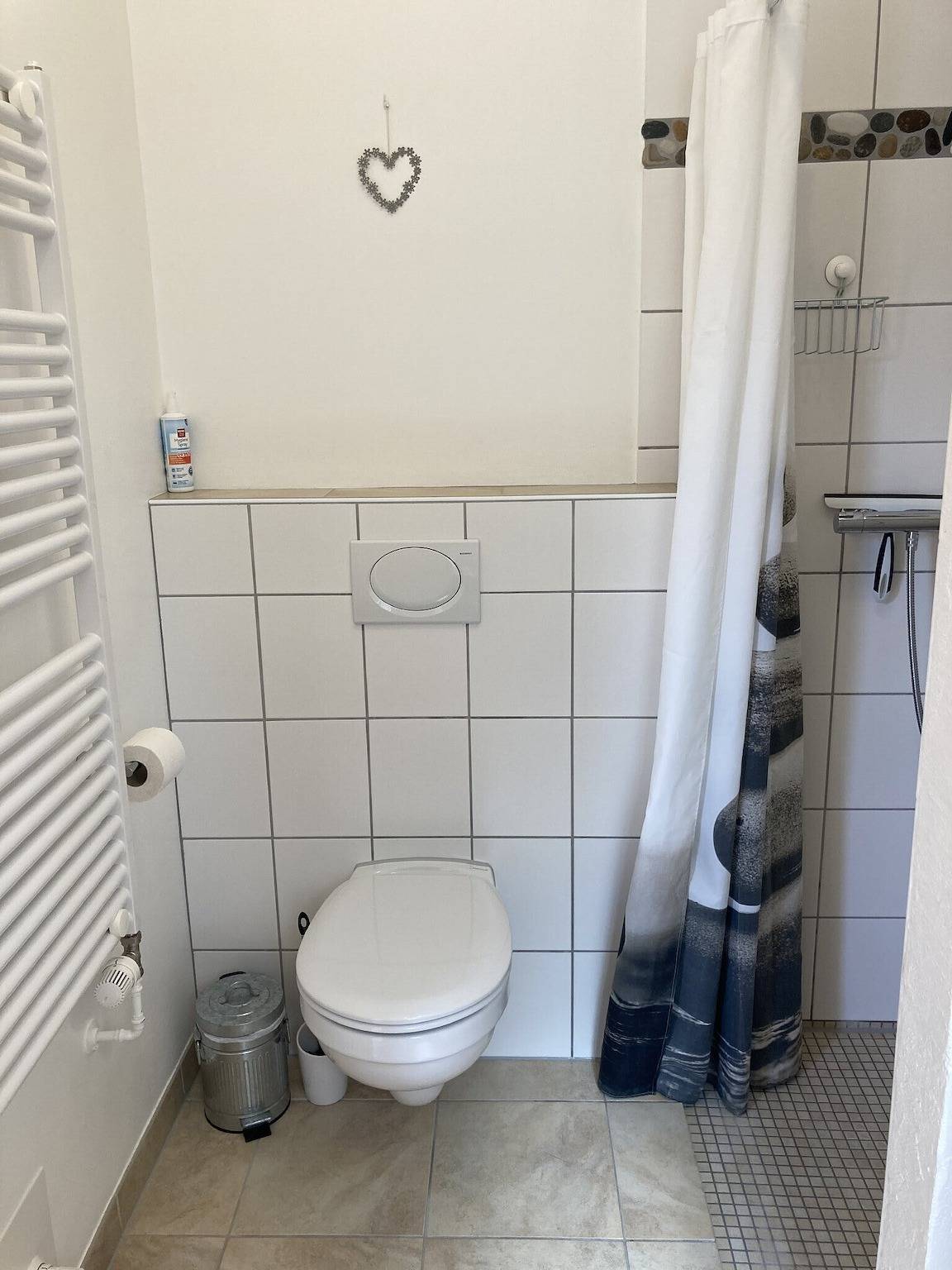 Holiday Apartment 'Bullerbü Ferienhäuschen Arnis' with Private Terrace and Own Garden in Arnis, Kappeln and surroundings