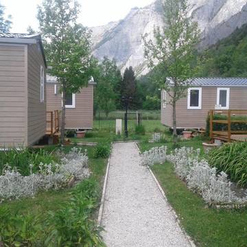 Camping pour 6 Personnes dans Le Bourg-d'Oisans, Parc national des Écrins, Photo 3