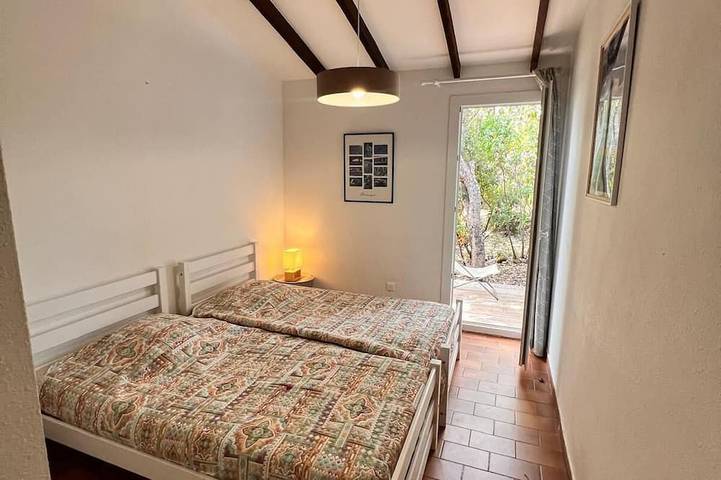 Appartamento intero, Accommodation Mésange 600m walk from SantaGiulia Jacuzzi in Santa Giulia, Porto Vecchio