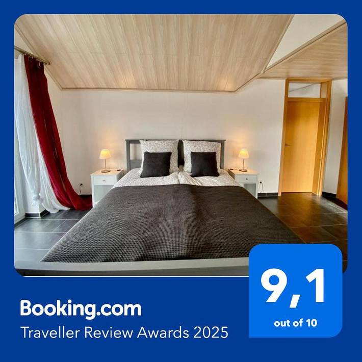 Ferienwohnung für 4 Personen, mit Balkon und Terrasse sowie Garten und Seeblick im Siegerland