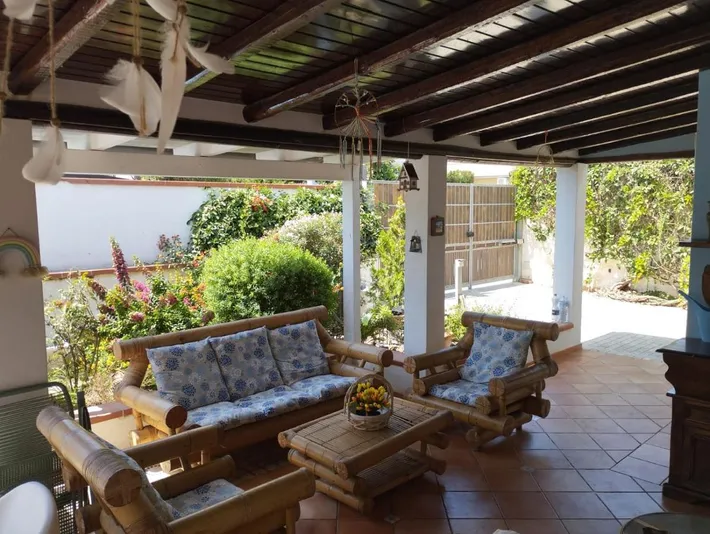 Apartamento de vacaciones para 8 personas, con vistas y jardín - 1