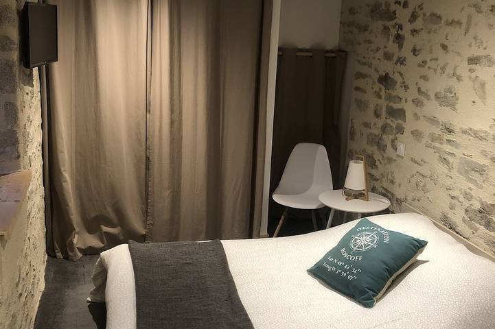 Appartement entier, Duplex les pieds dans l’eau en plein centre historique in Roscoff, Ceinture Dorée