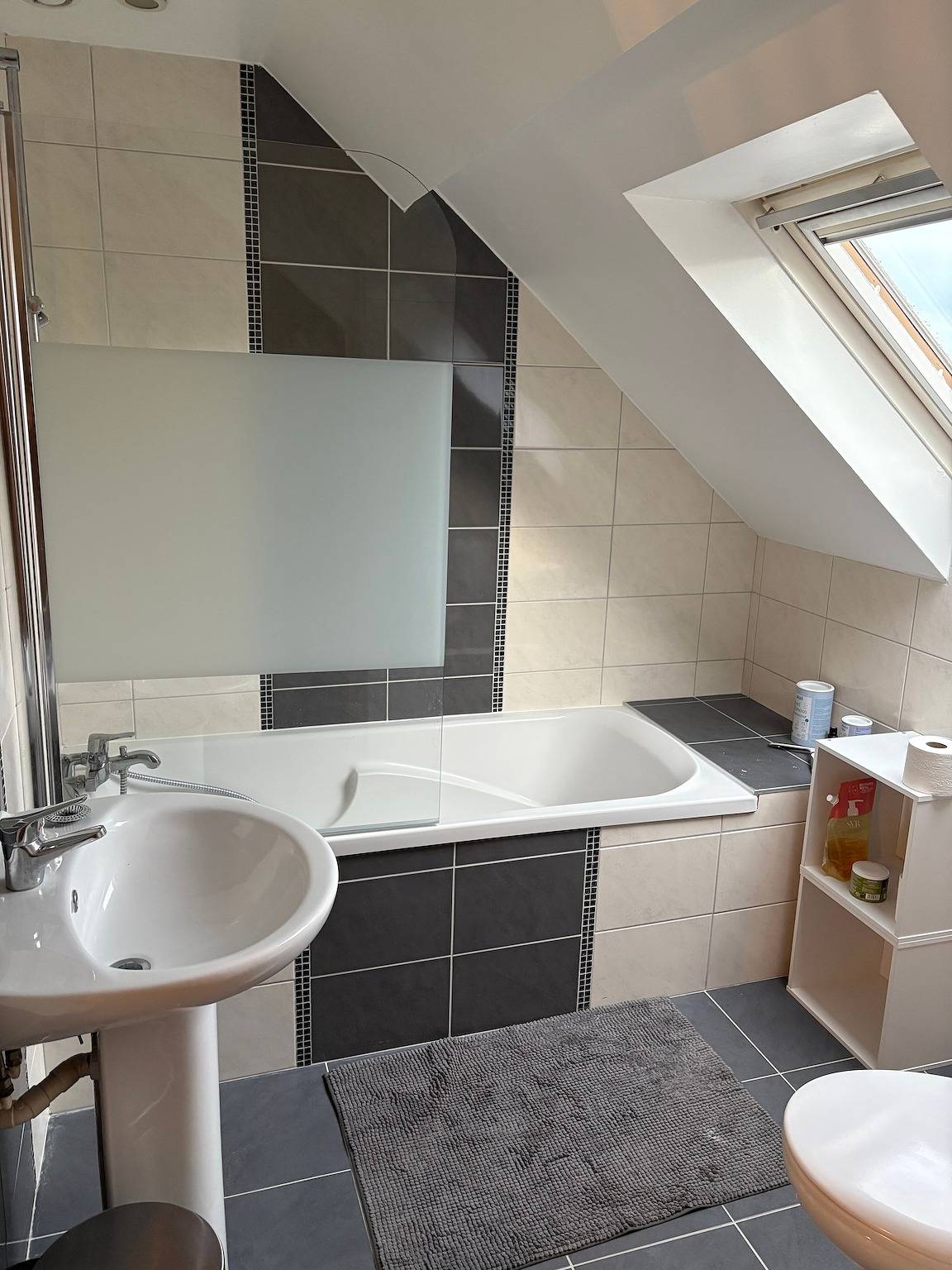 L'Atelier - Amplia habitación de huéspedes con jardín privado y Wi-Fi in Caen, Región de Caen