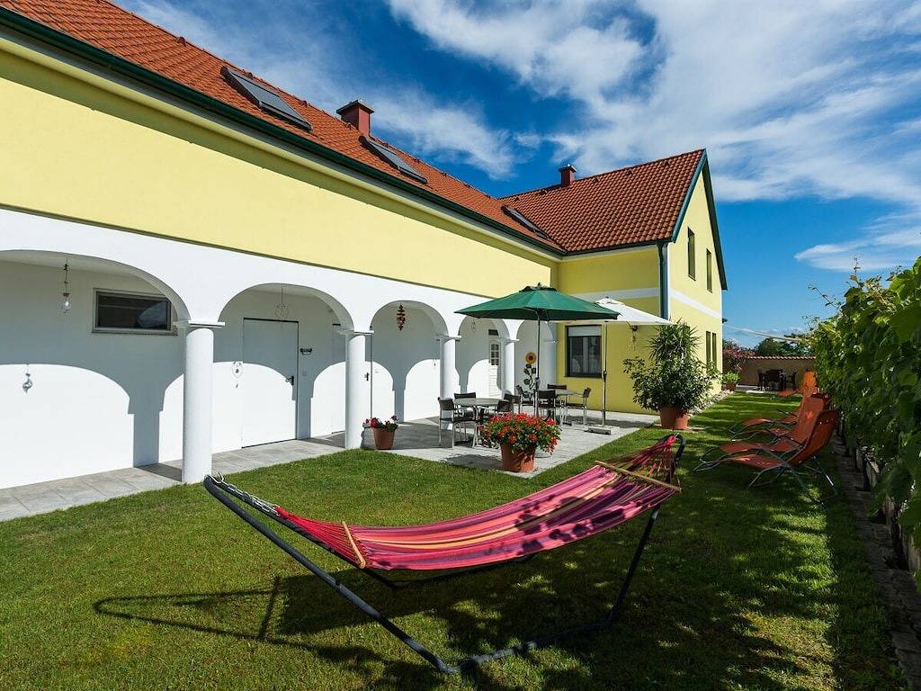 Ferienwohnung Appartementhaus-Freiler in Mörbisch am See, Leithaberg