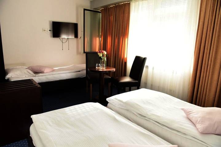 Hôtel pour 4 personnes, avec vue et terrasse à Winterthour - 2