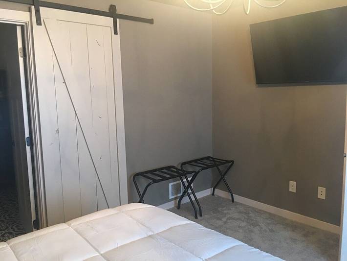 Vacation rental for 7 people, with terrace and yard in Spearfish