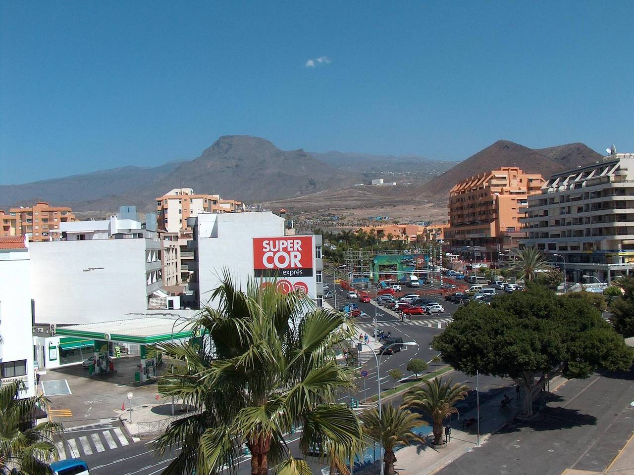 Entire studio, Comfortable lodging in central Los Cristianos, 100m from the beach in Los Cristianos, Arona
