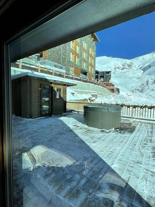 Chalet pour 18 personnes, avec terrasse et sauna ainsi que jardin et vue, animaux acceptés dans Cervinia - 2