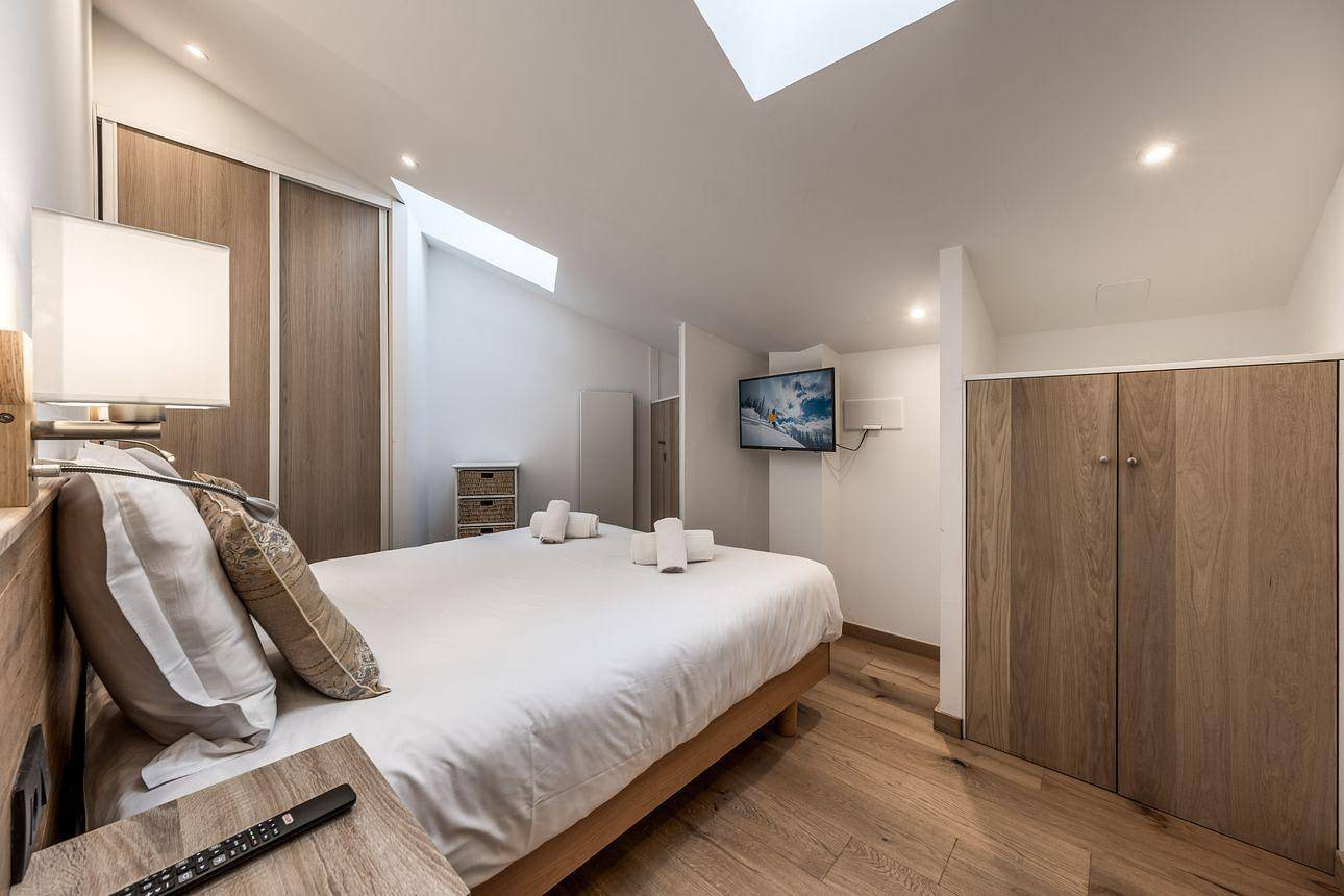 Apartamento entero, Cozy Penthouse with View & Parking in Courchevel 1650 (Moriond), Saint-Bon-Tarentaise
