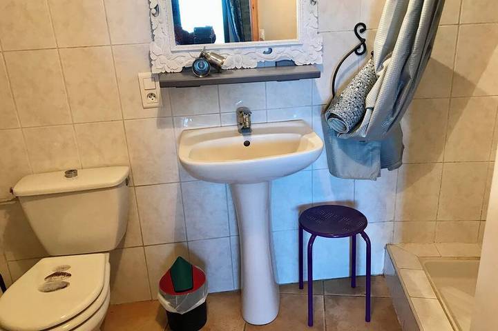 Location de vacances pour 5 personnes, avec jardin et terrasse à Liausson - 4