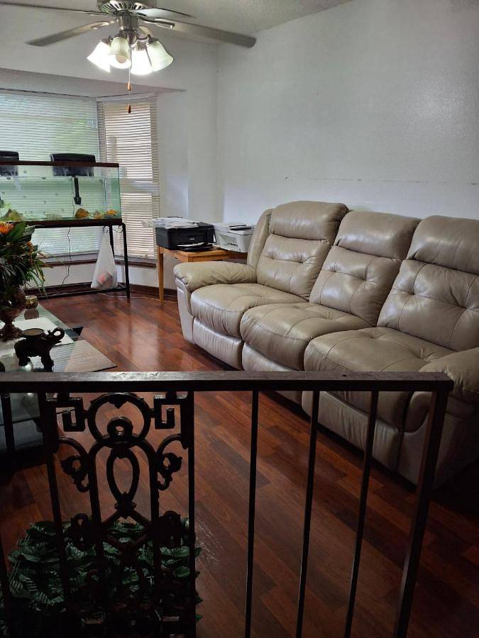 Casa de huéspuedes para 2 personas, con jacuzzi además de piscina y terraza en Florida