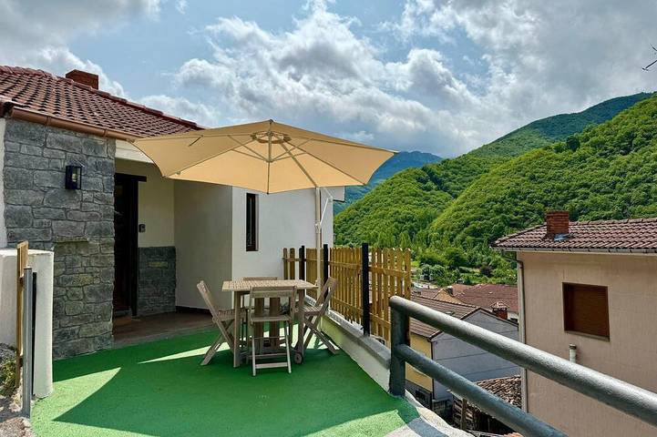 Holiday home for 4 people, with balcony - 1