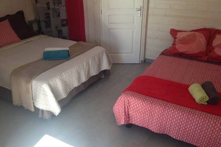 Location de vacances pour 4 personnes, avec terrasse à Saint-Michel-Mont-Mercure - 2