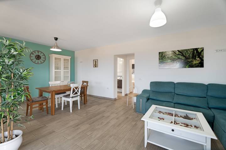 Ferienhaus 'Elvira' mit Meerblick, privater Terrasse und Wlan in Los Mocanes, Frontera