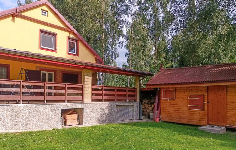 Ferienhaus für 10 Personen mit Seeblick in Westpommern