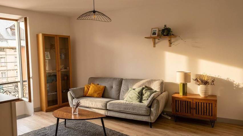 Gîte pour 5 personnes, avec balcon à Chambéry