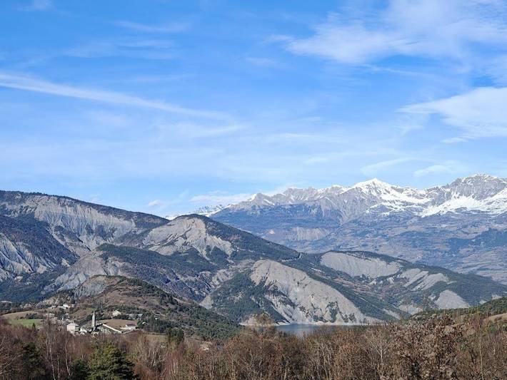 Gîte pour 8 personnes, avec Terrasse à La Bréole