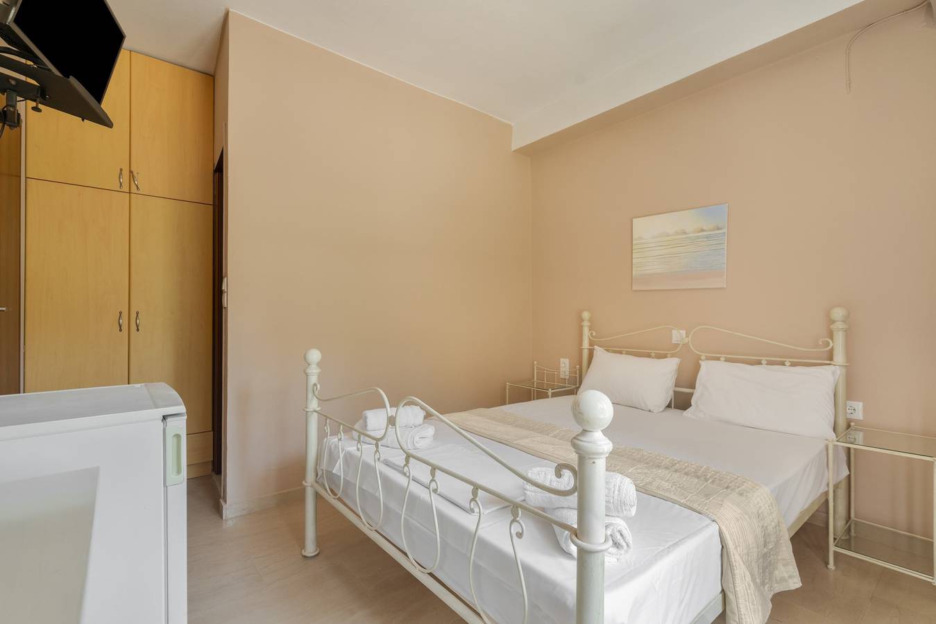 Room 'Double  Mountain View 1' with Mountain View, Wi-Fi and Air Conditioning in Nikiana, Alexandros
