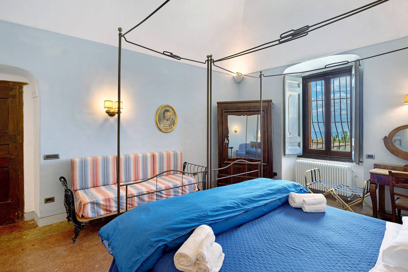 Villa 'Murat' with Sea View, Shared Terrace and Wi-Fi in Meta, Naples Province