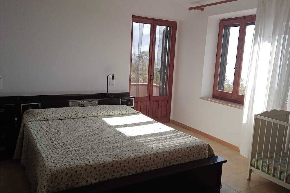 Ganze Wohnung, Unabhängige Wohnung 700 Meter vom Meer mit Panoramablick in Santa Maria Navarrese, Ogliastra Provinz