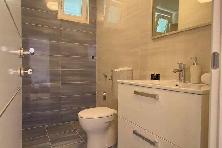 Gîte pour 4 personnes, avec terrasse et jardin à Cavtat - 4