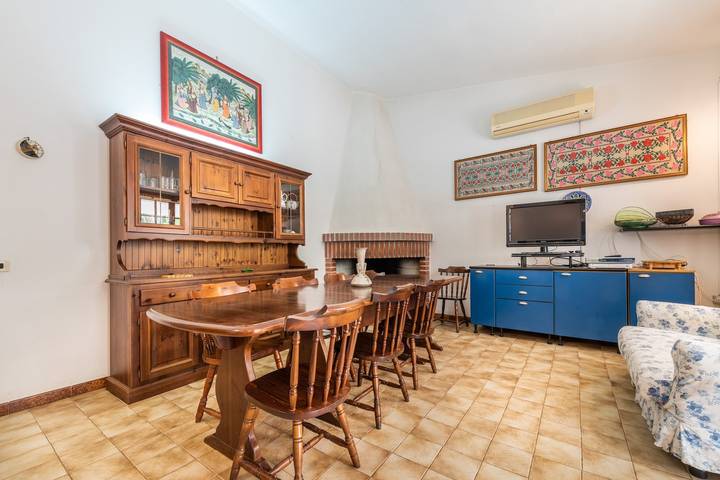 Maison de vacances "Villetta Torre de Stelle" avec climatisation, jardin et terrasse in Torre delle Stelle, Province de Cagliari
