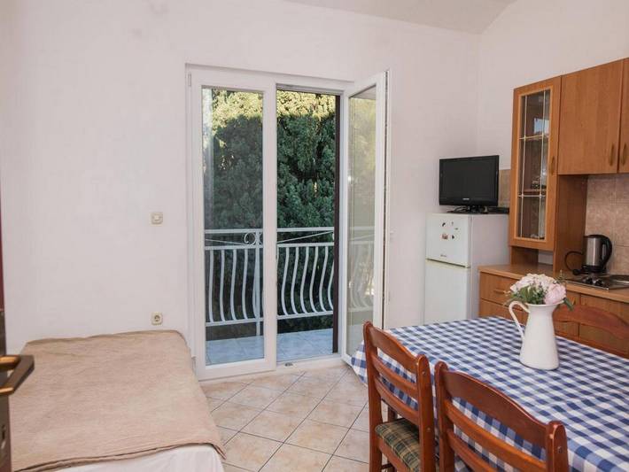 Ferienwohnung für 4 Personen, mit Balkon in Grad Šibenik