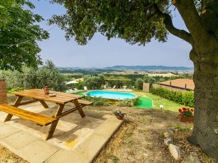 Location de vacances pour 8 personnes, avec jardin ainsi que vue et balcon à Volterra - 4