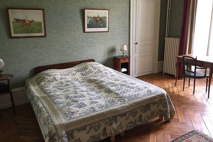 Gîte pour 15 personnes, avec jardin à Genillé - 4