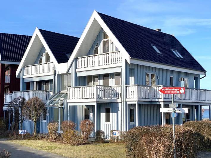 Ferienwohnung für 4 Personen, mit Terrasse und Garten sowie Sauna in Röbel-Müritz