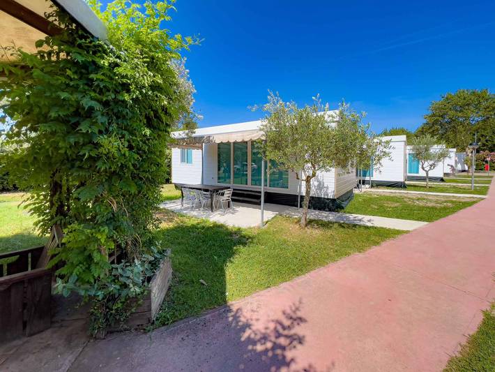 Wohnwagen für 6 Personen, mit Garten in Italien - 3