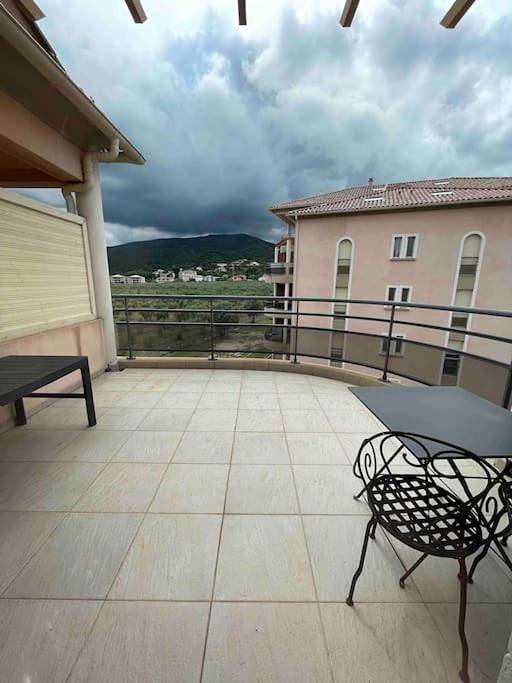 Appartement entier, Two-Bedroom Apartment in Lucciana, Région de Bastia