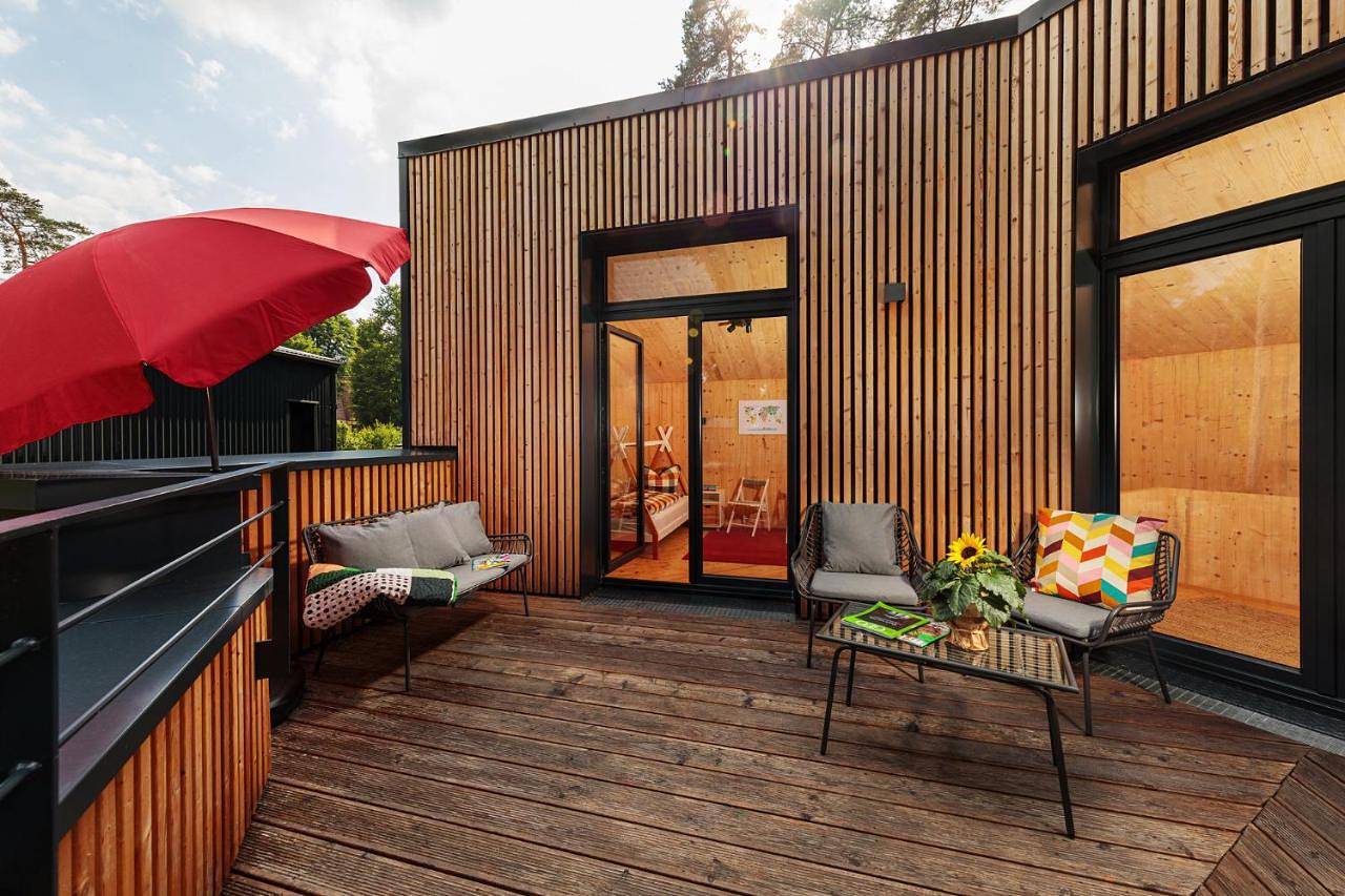 Traumhaus direkt am See mit Dachterrasse, Kamin und Badewanne in Templin, Barnimerland Region