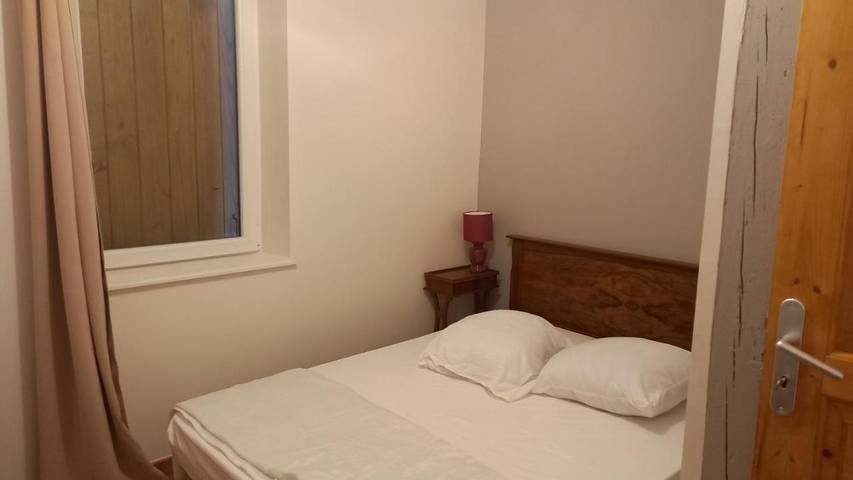 Location de vacances pour 5 personnes, avec vue et jardin à Pierrefitte-sur-Loire - 3