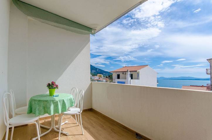 Apartament wakacyjny dla 5 osób, z balkon, zwierzęta dozwolone w Igrane