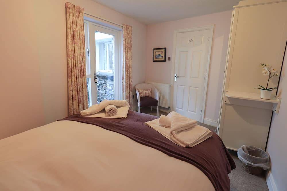 Jenny'S, pet friendly, with a garden in Hawkshead in Hawkshead, Lake District