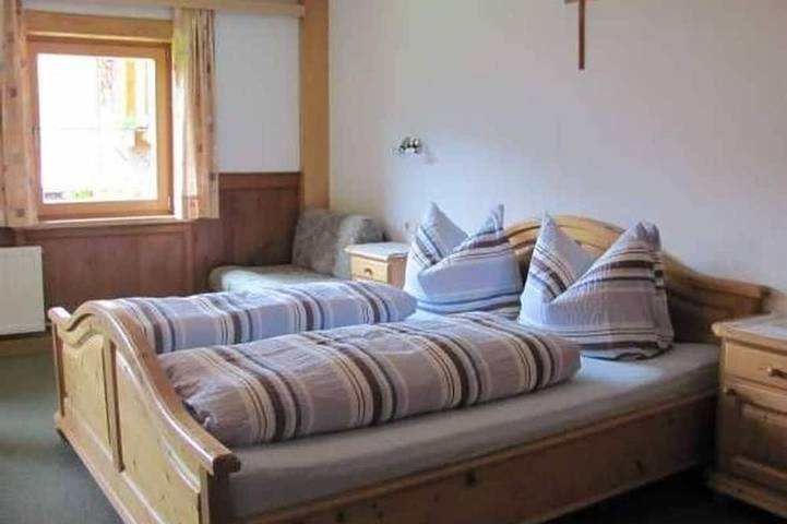 Ganze Wohnung, Doppel Oder Dreibettzimmer 1 - Haus Müller in Tannheim (Tirol), Allgäuer Alpen (Österreich)