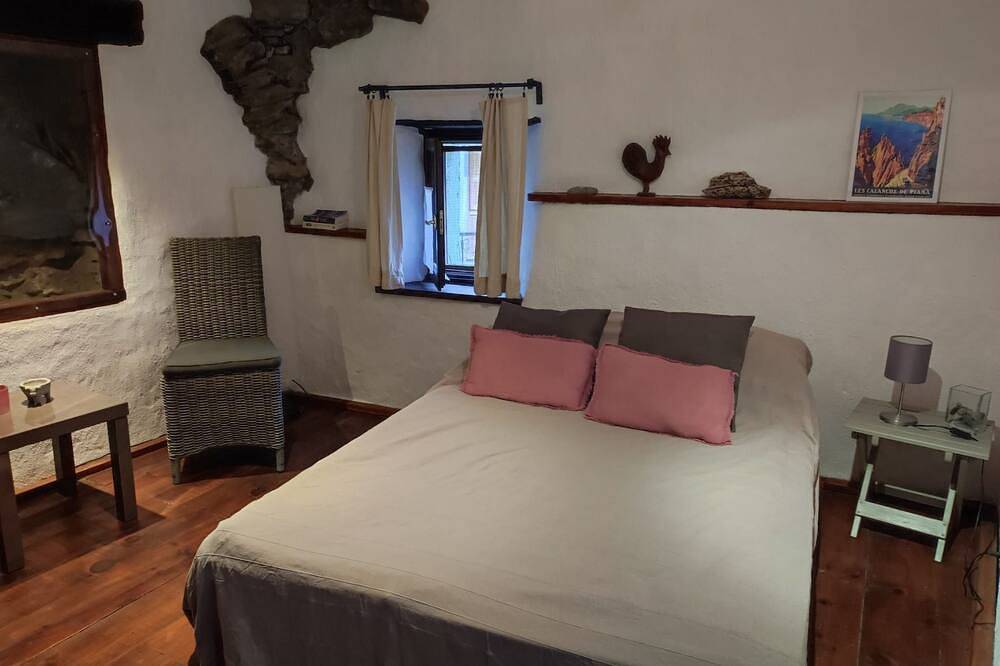 Ganze Wohnung, Sole e Ventu 30qm in San-Giovanni-di-Moriani, Corte und Umgebung