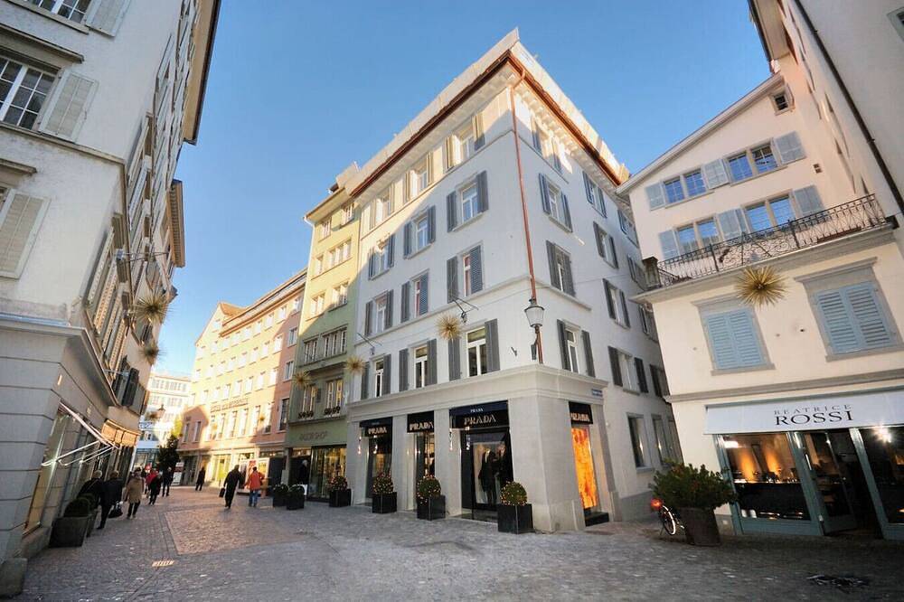 Entire apartment, Studio at famous Storchengasse - Stork 44 in Zurich, Zurich district
