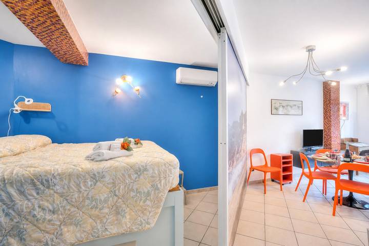 Ganze Wohnung, Il Suono del Mare - Sea Front Apt and Pool in Capo Mimosa-Rollo, Cervo (Liguria)