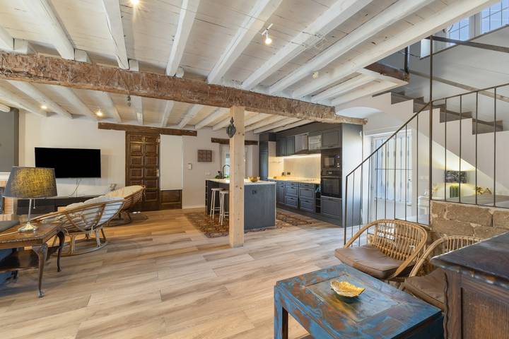 Casa vacacional 'La Casa Del Gallo' con terraza, jardín privado y Wi-Fi in Garganta de los Montes, Provincia de Madrid