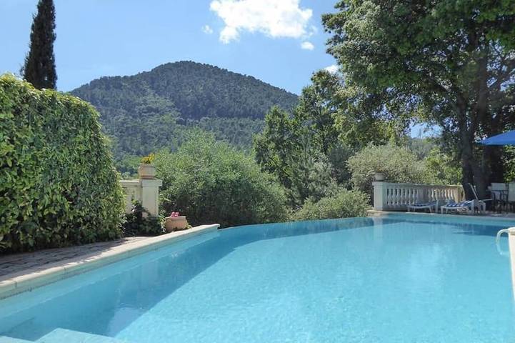 Villa pour 7 personnes, avec jardin et terrasse - 1