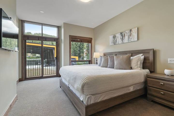 Vacation rental for 8 people, with balcony in Sun Peaks